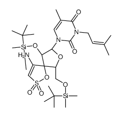 1-[(6R,8R,9R)-4-amino-9-[tert-butyl(dimethyl)silyl]oxy-6-[[tert-butyl(dimethyl)silyl]oxymethyl]-2,2-dioxo-1,7-dioxa-2λ6-thiaspiro[4.4]non-3-en-8-yl]-5-methyl-3-(3-methylbut-2-enyl)pyrimidine-2,4-dione结构式