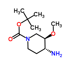 叔-丁基反-4-氨基-3-甲氧基-哌啶-1-甲酸基酯结构式