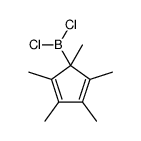 dichloro-(1,2,3,4,5-pentamethylcyclopenta-2,4-dien-1-yl)borane结构式