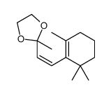 2-Methyl-2-[(E)-2-(2,6,6-trimethyl-1-cyclohexen-1-yl)ethenyl]-1,3-diox olane结构式