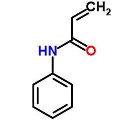 N-苯基丙烯酰胺结构式