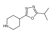 4-(5-isopropyl-1,3,4-oxadiazol-2-yl)piperidine structure