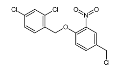 4-(chloromethyl)-1-[(2,4-dichlorophenyl)methoxy]-2-nitrobenzene结构式