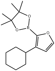 3-Cyclohexylfuran-2-boronic acid pinacol ester Structure