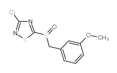 3-氯-5-(3-甲氧基苄基亚硫酰基)-1,2,4-噻二唑结构式