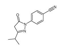 4-(5-oxo-3-propan-2-yl-4H-pyrazol-1-yl)benzonitrile结构式