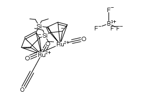 [(η5-C5H3)2(SiEt2)2Ru2(CO)4(μ-H)]BF4结构式