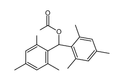 双(三甲基苯基)甲基乙酸酯结构式