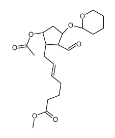 (Z)-7-[(1r,2r,3r,5s)-5-乙酰氧基-2-甲酰基-3-(四氢-吡喃-2-基氧基)-环戊基]-5-庚烯酸甲酯结构式