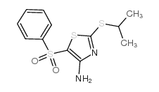 4-氨基-2-异丙基硫代-5-(苯磺酰基)噻唑结构式