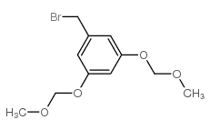 1-(Bromomethyl)-3,5-bis(methoxymethoxy)-benzene结构式