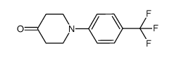1-[4-(trifluoromethyl)phenyl]piperidin-4-one结构式