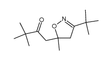1-(3-(tert-butyl)-5-methyl-4,5-dihydroisoxazol-5-yl)-3,3-dimethylbutan-2-one结构式