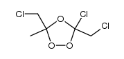 cis/trans-3,5-Bis-(chloromethyl)-3-fluoro-5-methyl-1,2,4-trioxolane结构式