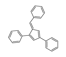 (5-benzylidene-3-phenylcyclopenta-1,3-dien-1-yl)benzene结构式