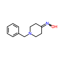 1-苄基-4-哌啶酮肟结构式