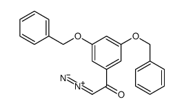 1-[3,5-bis(phenylmethoxy)phenyl]-2-diazonioethenolate结构式