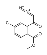 1-(5-chloro-2-methoxycarbonylphenyl)-2-diazonioethenolate结构式
