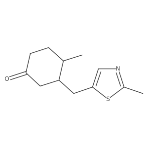 4-Methyl-3-[(2-methyl-1,3-thiazol-5-yl)methyl]cyclohexan-1-one Structure
