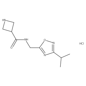 N-{[3-(propan-2-yl)-1,2,4-oxadiazol-5-yl]methyl}azetidine-3-carboxamide hydrochloride结构式