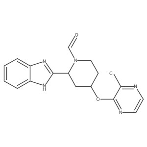 2-(1H-benzimidazol-2-yl)-4-(3-chloropyrazin-2-yl)oxypiperidine-1-carbaldehyde结构式