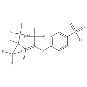 4-[[2,3,4,4,4-Pentafluoro-1,3-bis(trifluoromethyl)-1-buten-1-yl]oxy]benzenesulfonyl chloride结构式